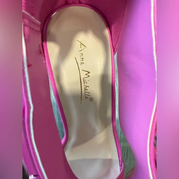 Anne Michelle Thrilling Barbie Pink Chain Link Platform Heels Size 7.5 - Picture 4 of 11